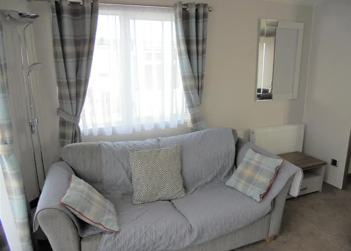 6 Berth Central Heated On Annandale