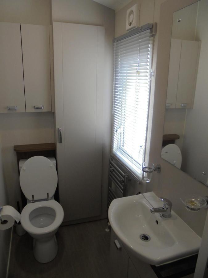 6 Berth Heated On Annandale