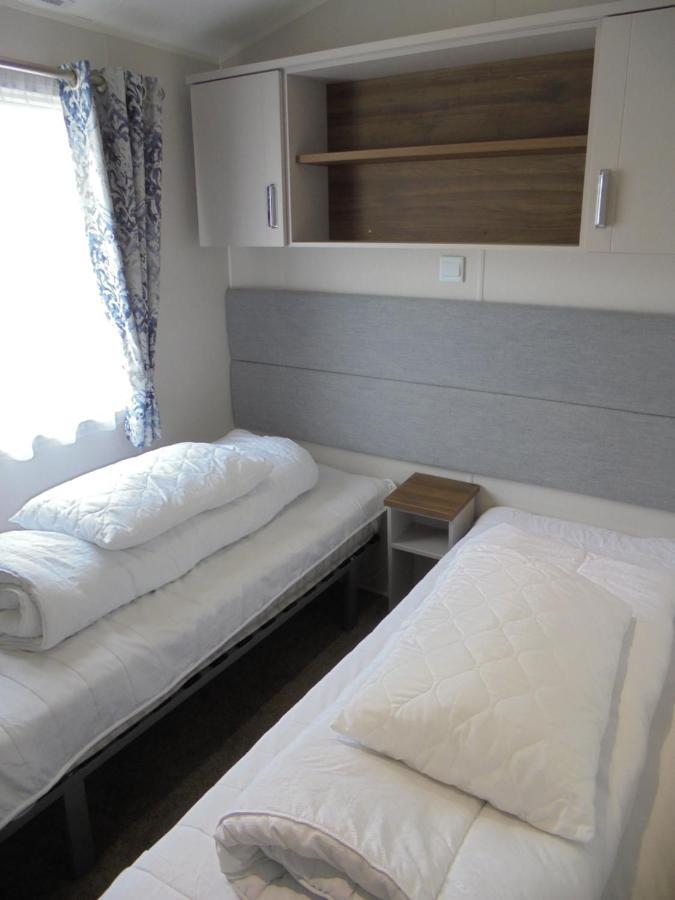 6 Berth Heated On Annandale
